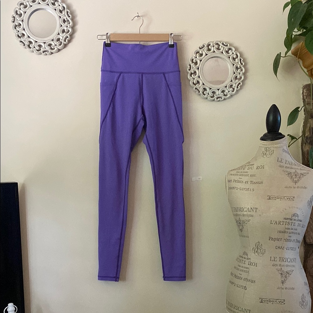 Vie Active High-Waisted Leggings – Size Small